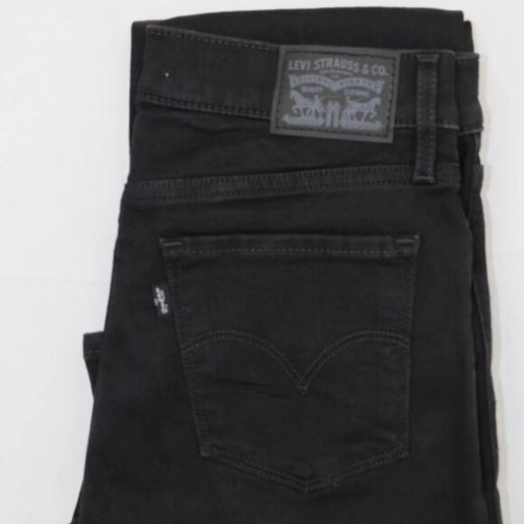 Levi's Women's 315 Soft Black Shaping Bootcut Stellar Stretch Mid Rise Jeans - Picture 6 of 8